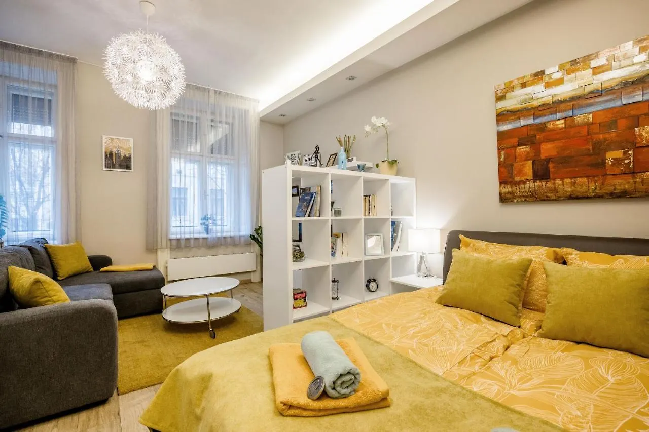 Apartment Pearl In The Heart Of The City Budapest