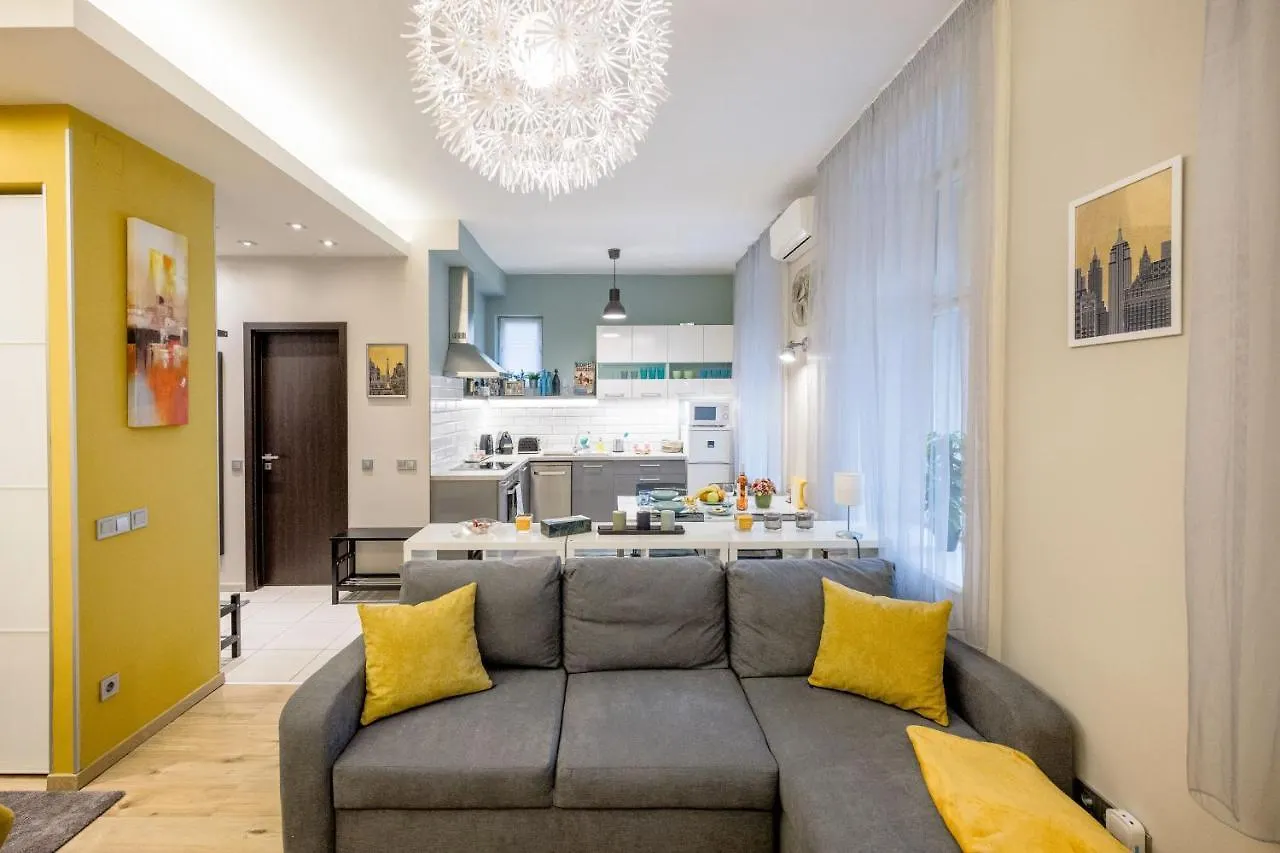 Pearl In The Heart Of The City Budapest Apartment