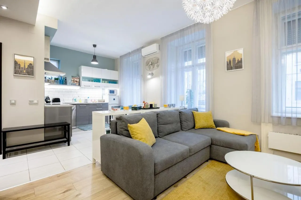 Apartment Pearl In The Heart Of The City Budapest